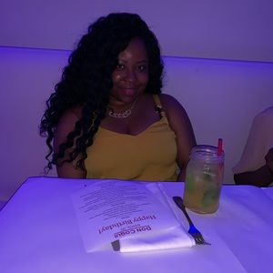 Meet your Posher, Ernette